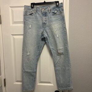 Women’s Levi jeans size 31